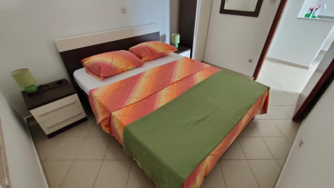 Apartments And Rooms Irena Rovinj Exterior foto