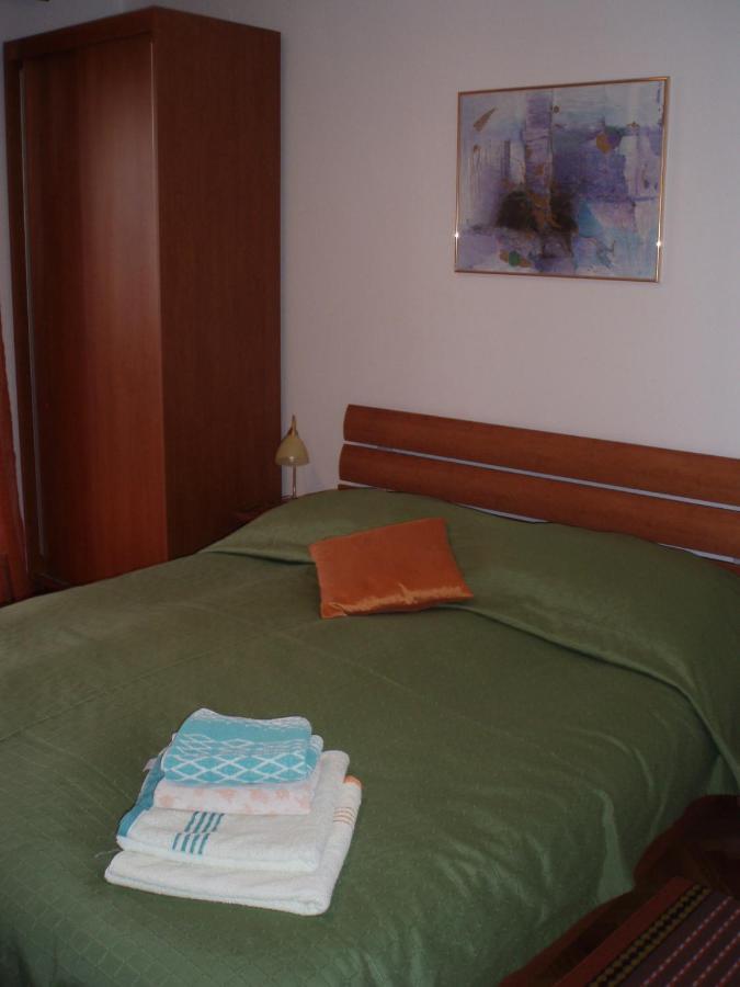 Apartments And Rooms Irena Rovinj Exterior foto